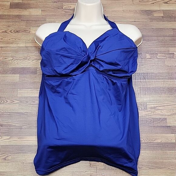 NWT! Blue Swimsuit Top Plus Size 2X - Picture 1 of 8